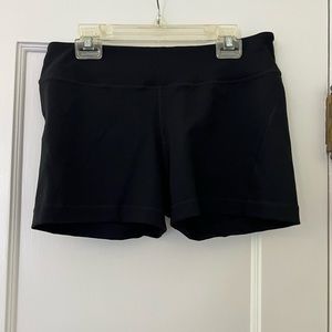 Yogasmoga Women's Yoga Short 
Size: 8
[New]
Made in the USA